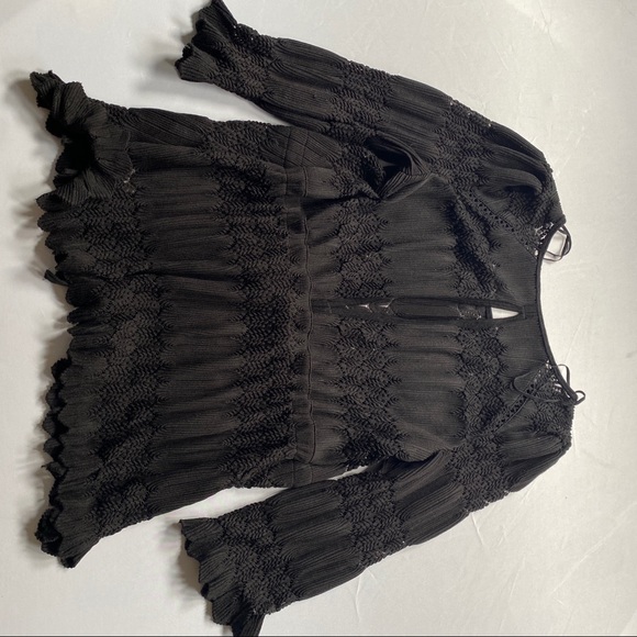 free peole fire island Crochet Ruffle Top Size Small - Picture 9 of 10